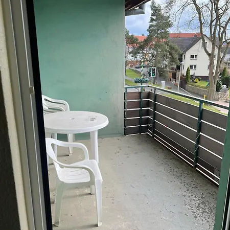 Mit 4 Betten - Balkon - Kueche * Fuldabruck