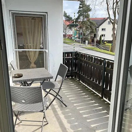 Mit 4 Betten - Balkon - Kueche