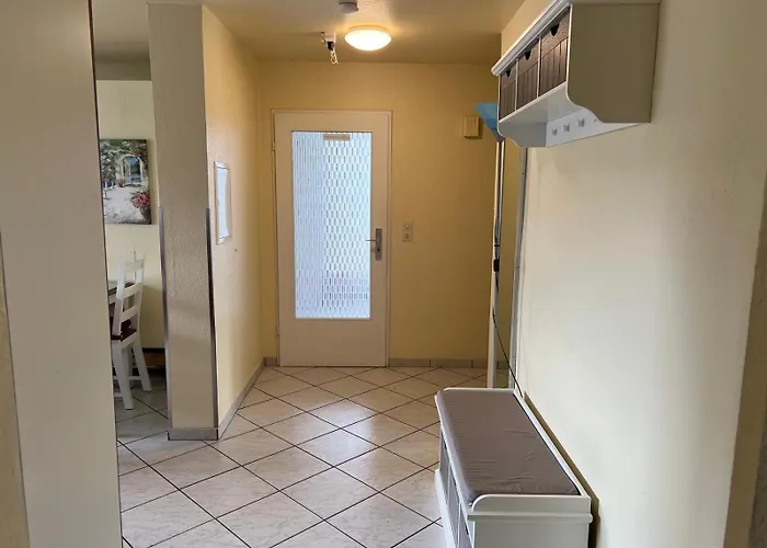 Mit 4 Betten - Balkon - Kueche شقة *