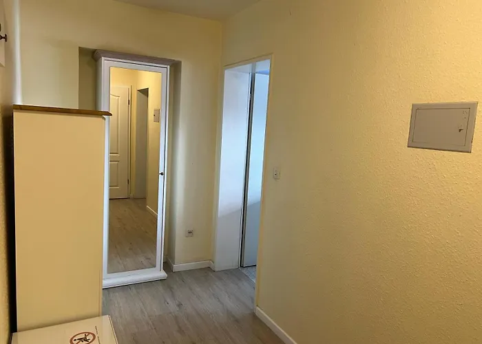 شقة Mit 4 Betten - Balkon - Kueche *