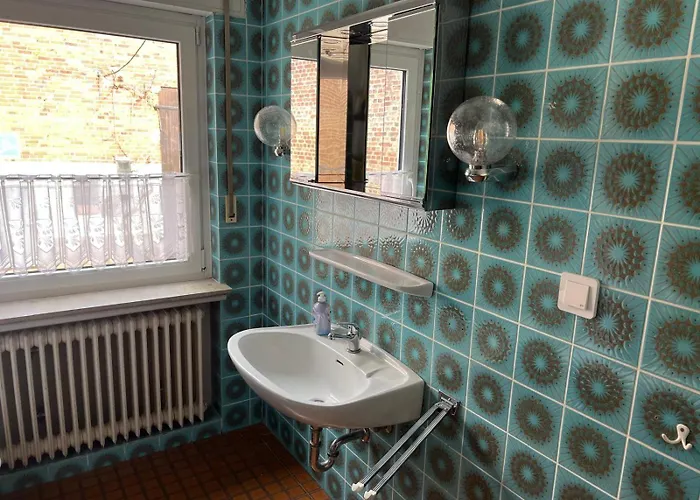 Mit 4 Betten - Balkon - Kueche شقة *